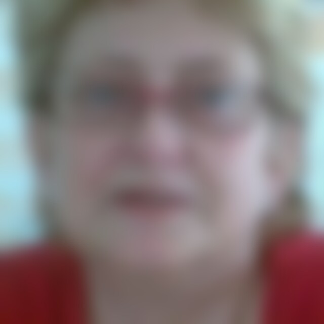 clarissa52 (70) aus Frei burg