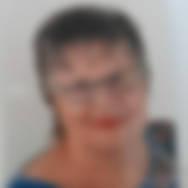 Rina (65) aus Saalfeld